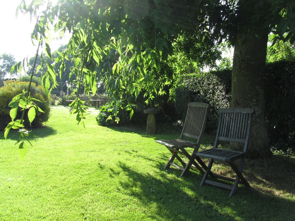 Vine Cottage At Eastleigh Bideford Room photo